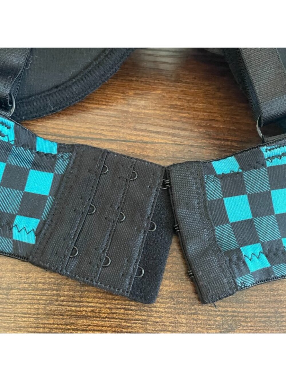 Women's Black Aqua Blue Checkered Bra Size 38D Side Lace Heart Details - Picture 5 of 6